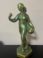 Zsolnay Eozin koreai táncosnő