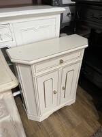 Lerakó szekrény eladó 30000 ft bp.17 kerben