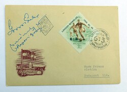 Aranycsapat aláírások ünnepi bélyeggel és emlékbélyegzéssel ellátott borítékon