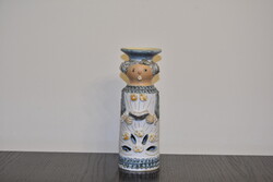 Kiss-Roóz Ilona: Női figura könyvvel