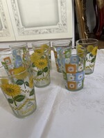 Régi 8 db. mintás üveg boros, vizes, poharak nagyon szépek hibátlanok.