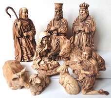Antik jellegű nagyméretű porcelán Betlehem 27 cm magas figurákkal