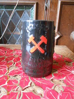 Zsolnay bányász korsó, Mecseki szén