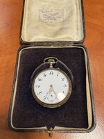 Ezüst Zsebóra dobozban