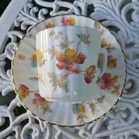 Antik csésze és csészealj