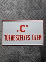 C Tűzveszélyes üzem zománctábla 50x30 cm