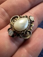 Antik ezüst gyűrű barokk gyöngyökkel