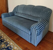3+2+1 living room sofa with pull-out bed in good condition