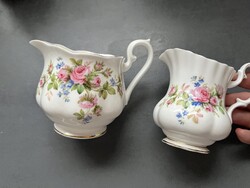 Royal Albert “Moss Rose” nagyon finom csontporcelán tej-, tejszín kiöntő