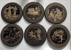Vintage görög kerámia pohár alátét mitológiai jelenetekkel, 6 db. 8,5 cm.