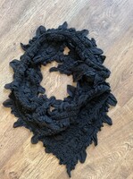 Fekete különleges sál