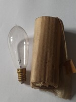 Régiség, gyűjtőknek! 1db régi típusú izzó. Kis foglalatos, specifikációit nem ismerem.