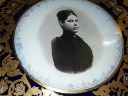 Antik dúsan aranyozott porcelán falitányér  30 cm Hollóházi nagyon szép teás kiöntő Több száz aukció