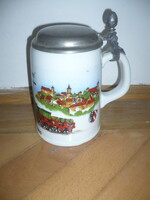 Jelzett mozdonyos porcelán sörös korsó