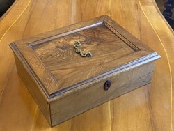 FA TÁROLÓ DOBOZ FÉM FOGANTYÚVAL 39 X 30 X 13 CM