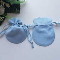 Halvány kék színű velúr dísztasak, ajándék tasak, ékszertartó zsák
