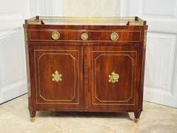 Empire trümo 1800 körül