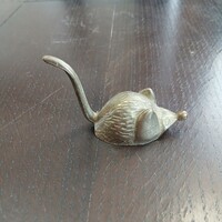 Pazar régi réz gyűrűtartó egér szobor (5x8x3,1 cm)