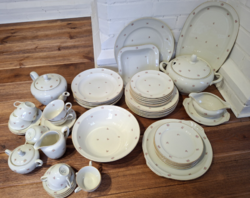 KPM, Royal Ivory étkészlet, süteményes készlet kávés, teás csészékkel