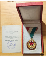 Munkás-paraszt hatalomért emlékérem, papírral