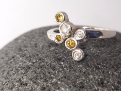 White gold (14k) natural diamond stones (6 pcs.~0.35ct.) Ring, 4.8 g, size 55