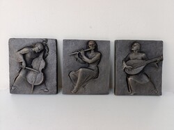 Antik hangszer zene ábrázolás öntvény dombormű szobor cselló fuvola lant szignált 832 6002