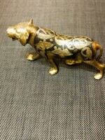 Réz Oroszlán Vésett Mintákkal