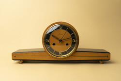 Mid Century Kandalló Óra / Quartz szerkezettel / Retró / Régi