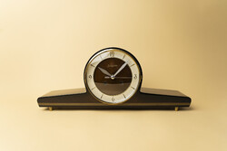 Mid Century Junghans Kandalló Óra / Quartz szerkezettel / Retró / Régi