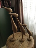 Skandináv teakfa stilizált madarak