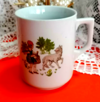 Régi,  Zsolnay Piroska és a farkas mesecsésze, bögre.  48