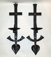Régi kovácsoltvas fali gyertyatartó pár, kegytárgy, (Hir - Remény - Szeretet) szimbólumokkal