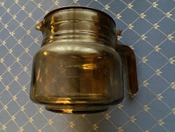 Kávé / teakiöntő  üveg,műanyag tetővel. Sérülésmentes állapotban.mérete. 12x13 cm Hőálló.