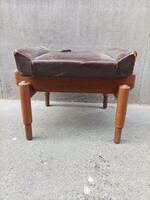 Extra mid century brutalista puff, ülőke, réz applikációkkal a lábain