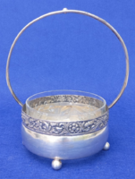 Art deco ,Dianás 900 finomságú ,fogantyúval ellátott, kristály betétes ezüst kosár 1910-20 évekből