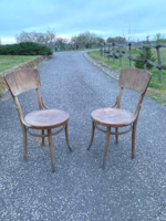 2 db jelzett Thonet szék