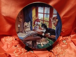 Bradex decorative plate, 