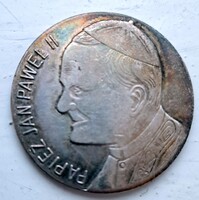 II.János Pál pápakönyörögj érettünk.