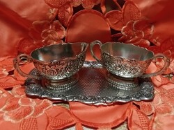 Vintage  tejszínes  kiöntő és cukortartó  tálcán