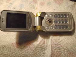Hibás Sony ericsson z530 retró telefon eladó