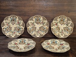 Gyönyörű Antik Porcelánfajansz Rudolf Ditmar Znaim Süteményes Tálak