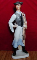 Csikós / pásztor / betyár legény - Aquincum kézzel festett porcelán szobor - 27,5cm