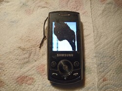 Hibás Samsung  j700 retró telefon eladó