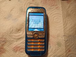 Hibás Sony ericsson k500 retró telefon eladó