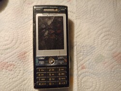 Hibás Sony ericsson k800 retró telefon eladó