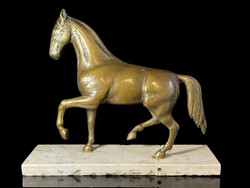 Ismeretlen alkotó - Ló márványon