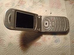 Hibás Samsung  s100 retró telefon eladó