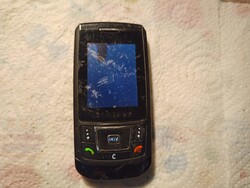 Hibás Samsung  d900 retró telefon eladó