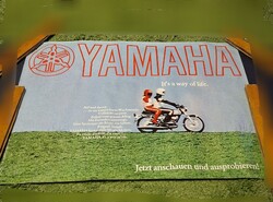 Yamaha motor reklám plakát 1975-ből,  motorversenyről,84 x 59 cm