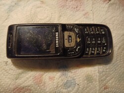Hibás Samsung  d500 retró telefon eladó